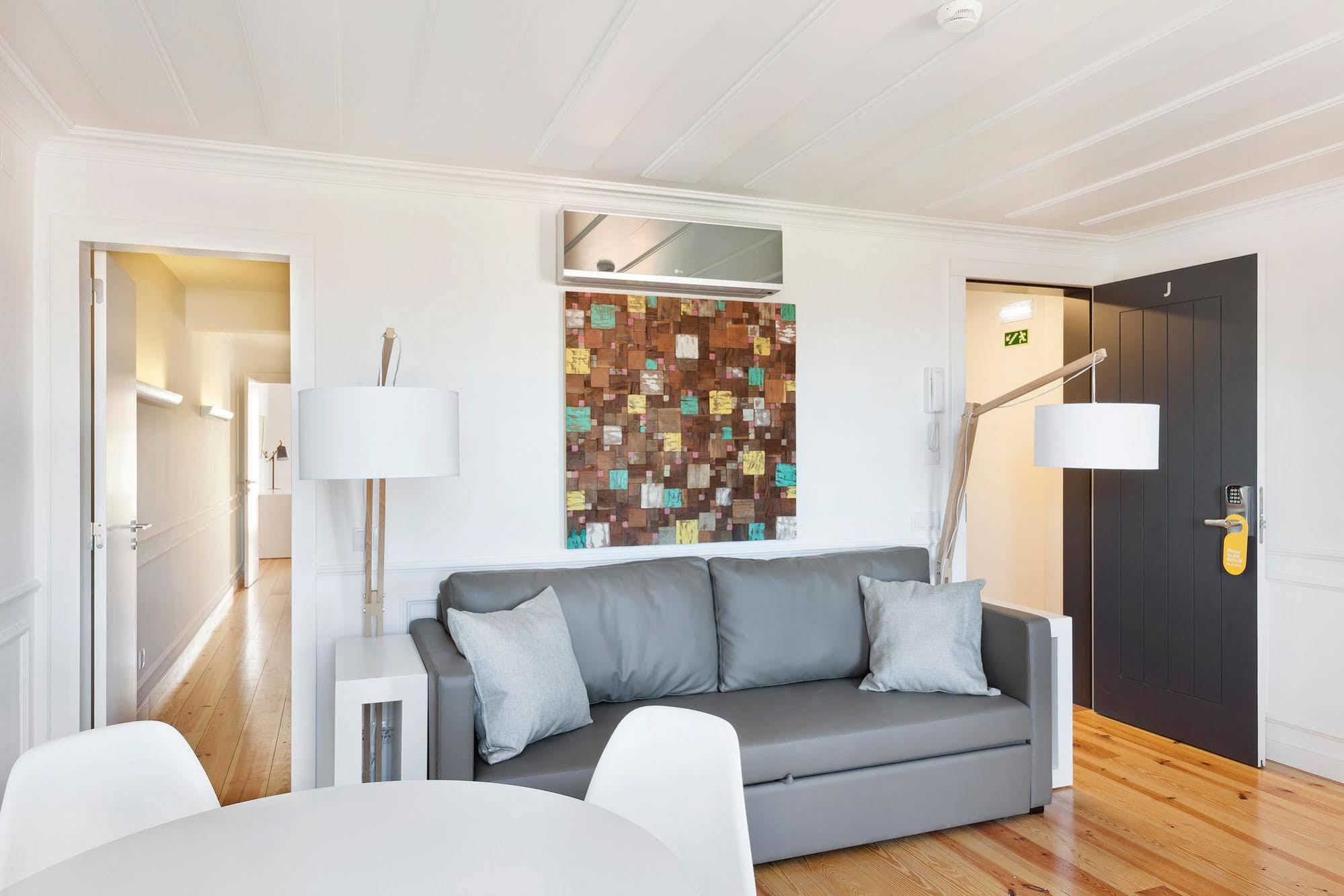 Hello Lisbon Sao Bento Boutique Apartments Екстер'єр фото