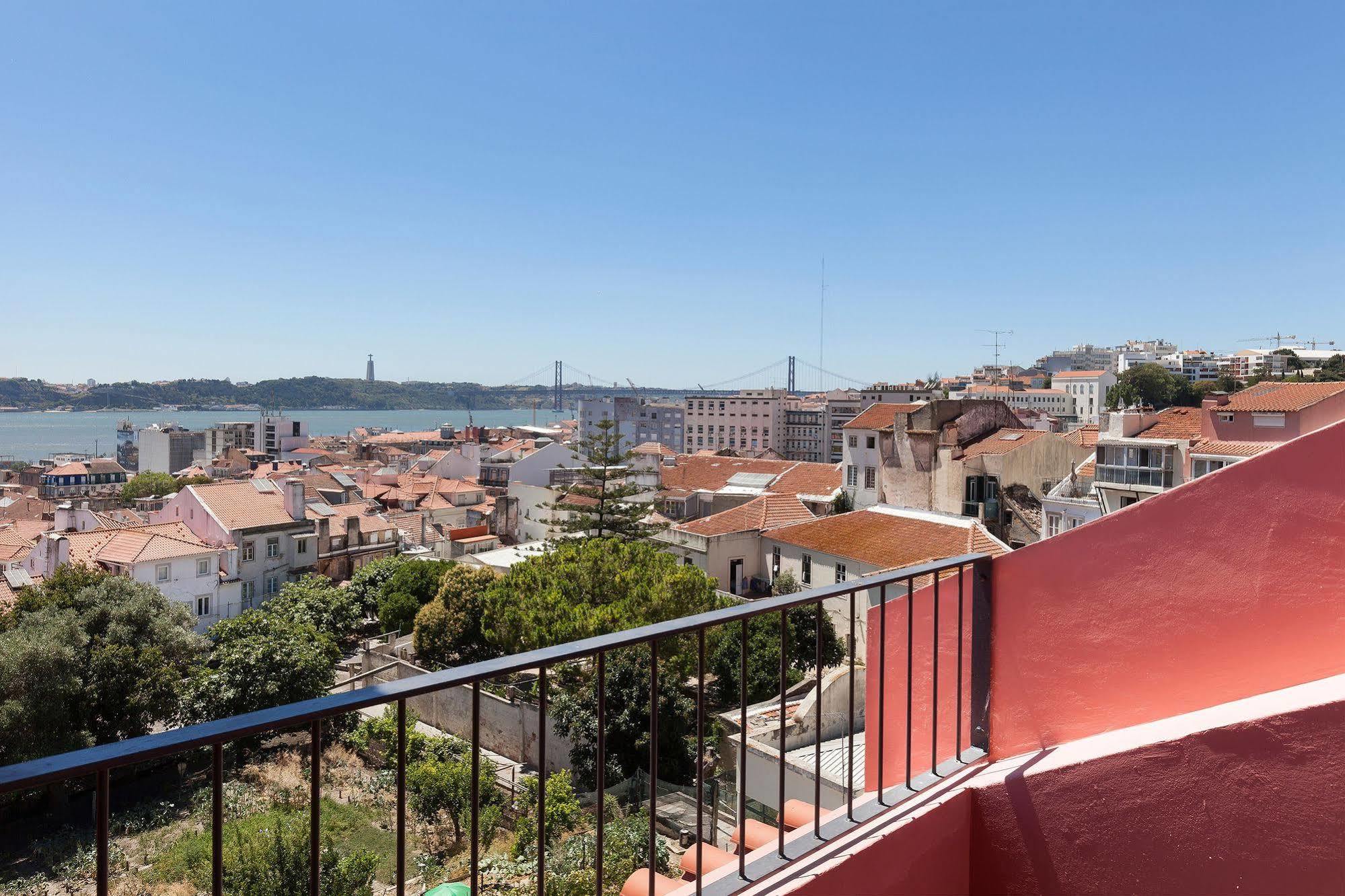Hello Lisbon Sao Bento Boutique Apartments Екстер'єр фото
